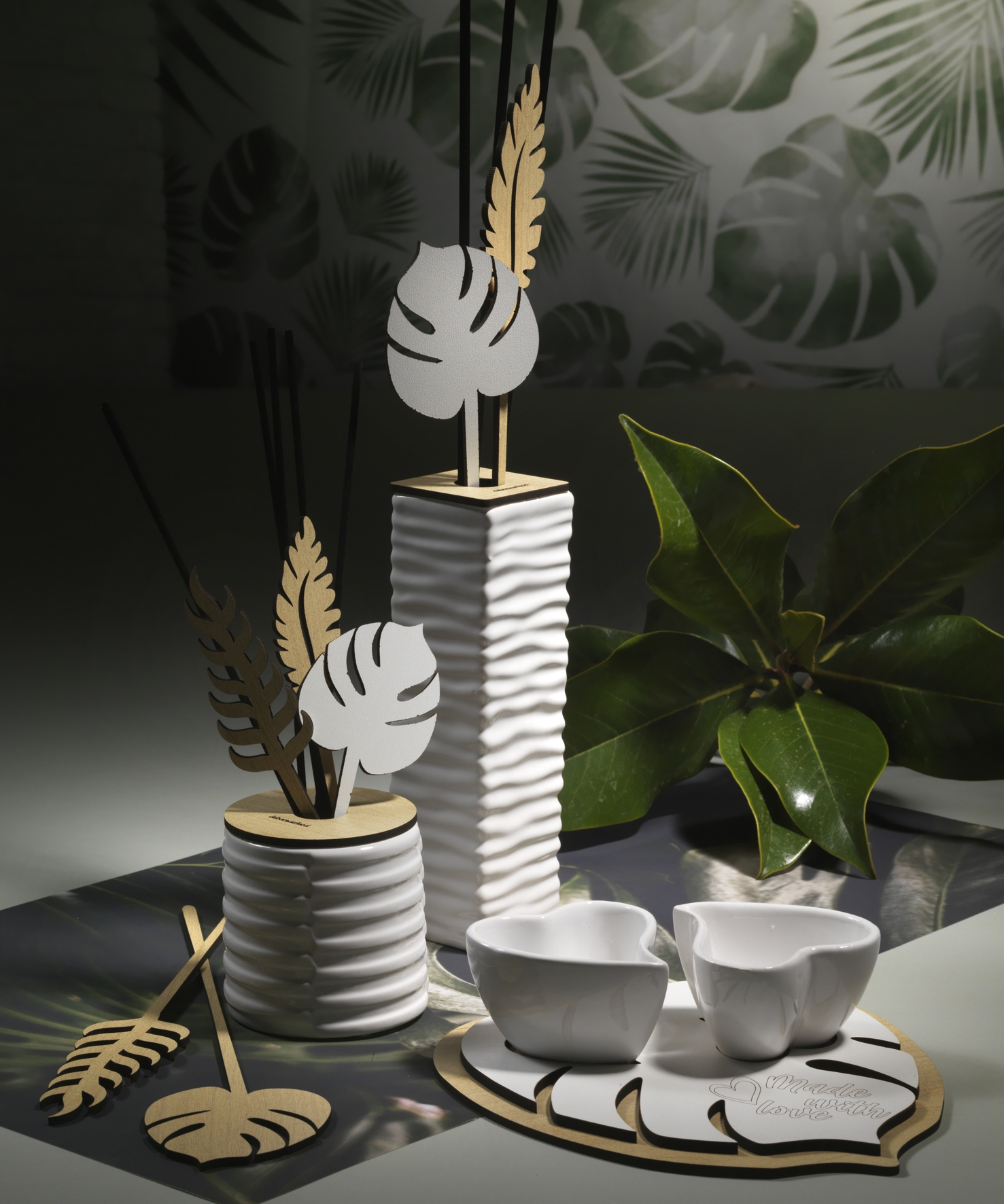 Tagliere grande legno con 2 coppe cuore ceramica  - PERSONALIZZABILE